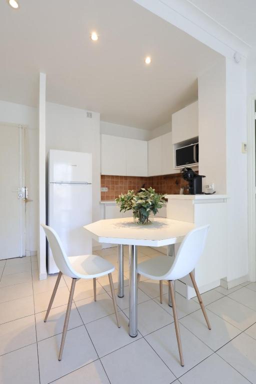 Le Dauphin - Apt 2 Prs - Clim - Vue mer - 4