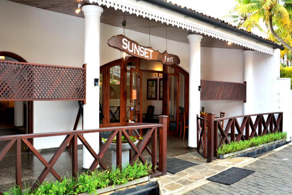Sunset Fort Hotel photo