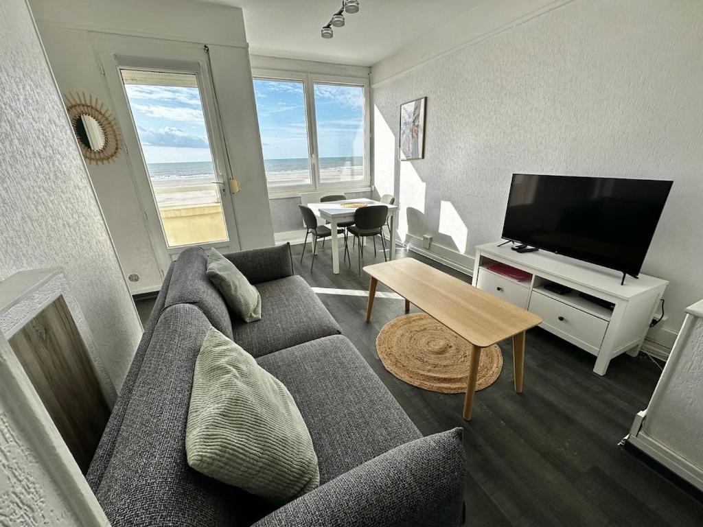 LOUISE - Appartement 2 chambres FACE MER avec Balcon et Vue magnifique - 2