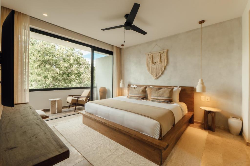 Elegant Duplex with Rooftop Jacuzzi in Tulum - 2
