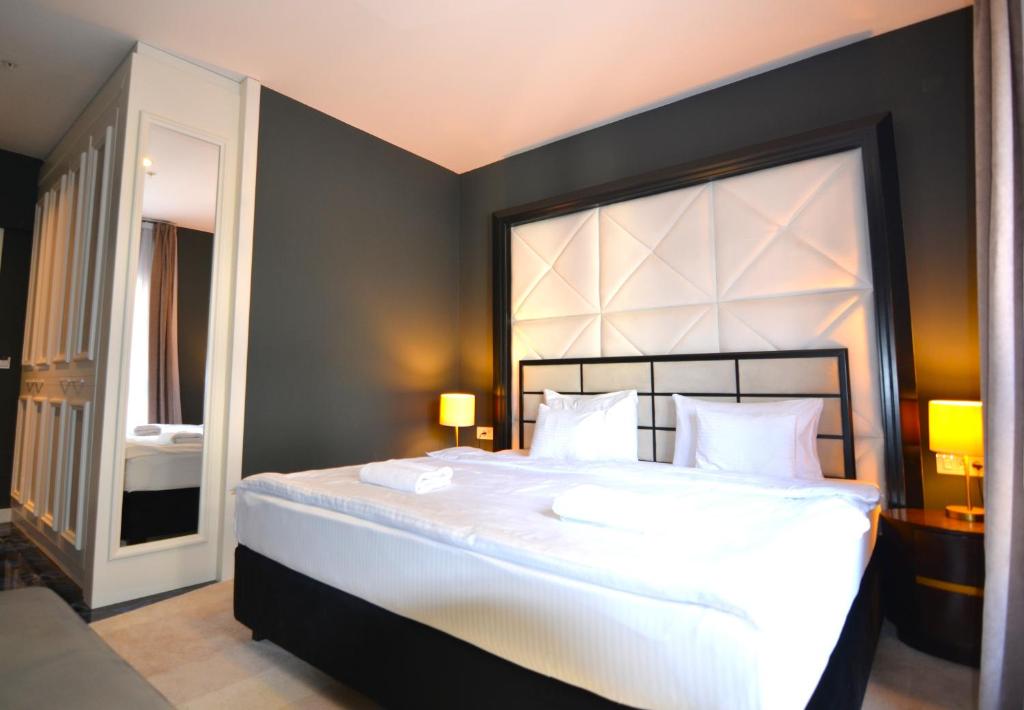Azure Superior Luxury Room - By the Beach - 5
