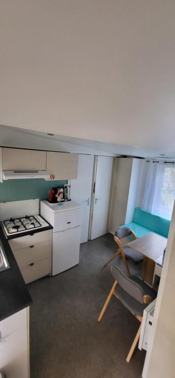 Mobil home 4 personnes climatisé - 2