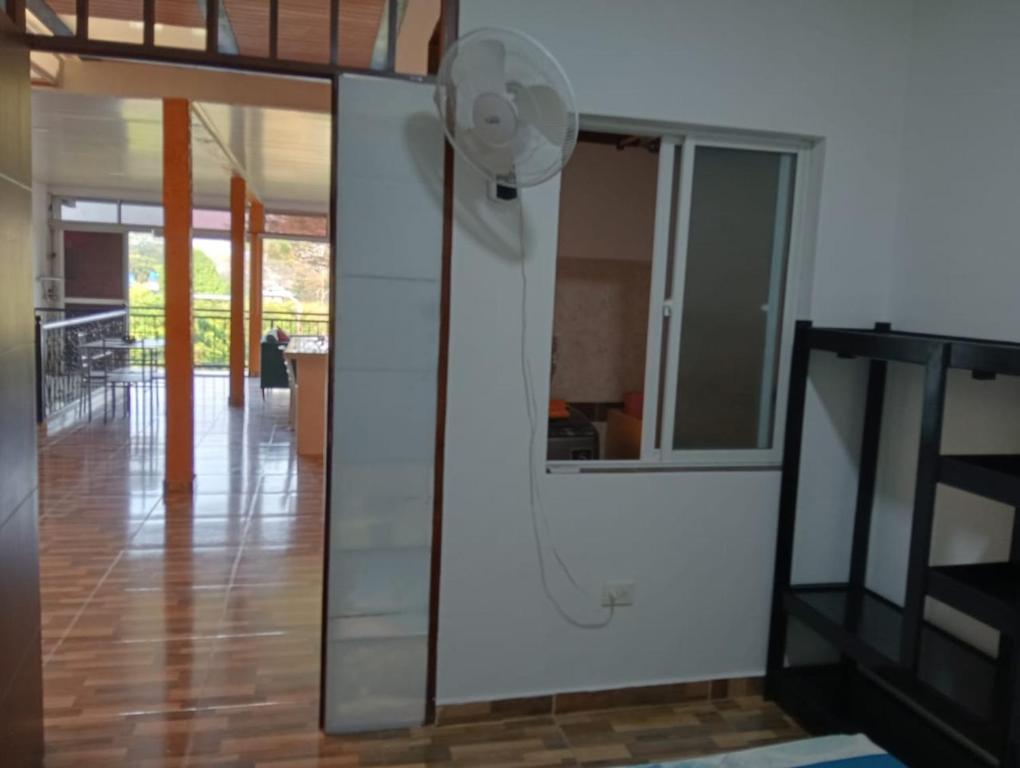 Aptos luminoso y cómodos en barrio tranquilo y un poco rural - 2