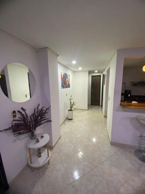 Cómodo apartamento 5personas cerca a estaciones del metro de Medellín - 3