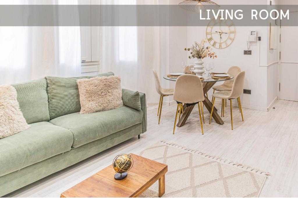 Luxury Duplex Plaza del Pilar - 4