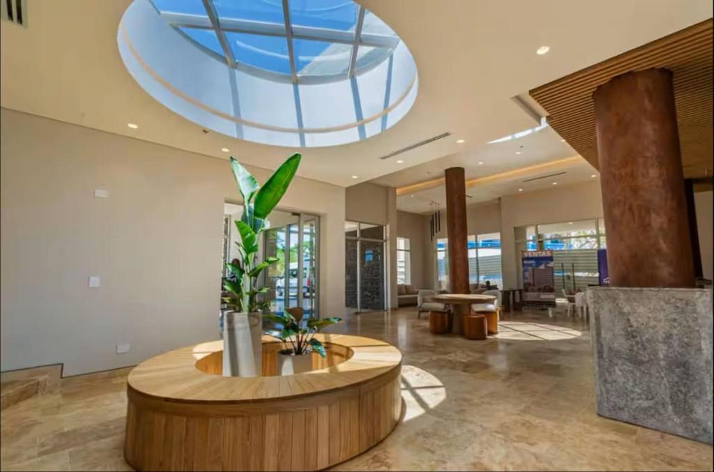 Modern and bright apartment 10 minutes from the airport - 2