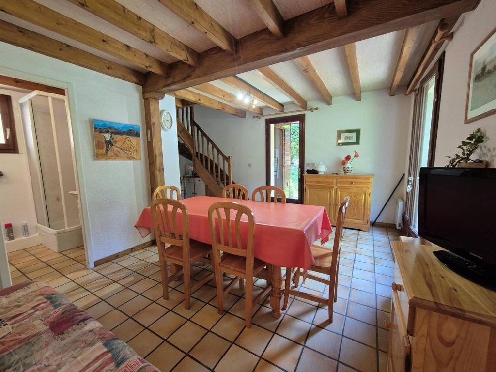 Chalet Fanlou à Cauterets avec jardin et parking privatif - FR-1-812-138 - 2