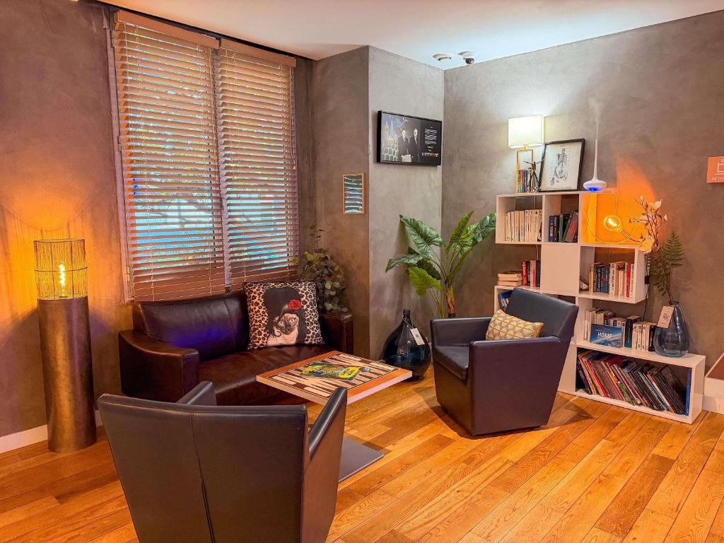 イビス スタイルズ パリ トルビアック ビブリオテック ホテル (Ibis Styles Paris Tolbiac Bibliotheque Hotel) ラウンジ