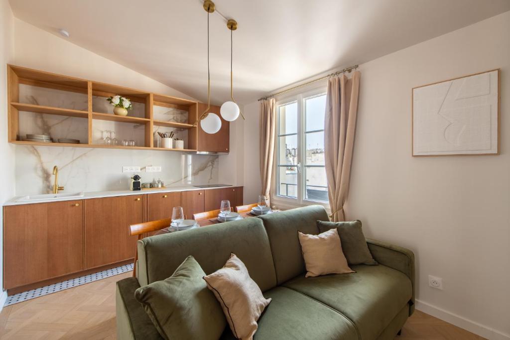 Designer One-Bed - Marais - FREE Parking - 1