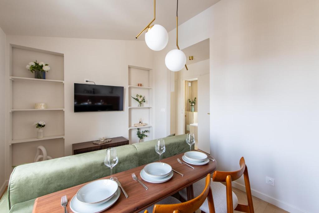 Designer One-Bed - Marais - FREE Parking - 5
