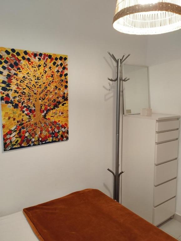 Excellent location 100 m from the beach and services - 2