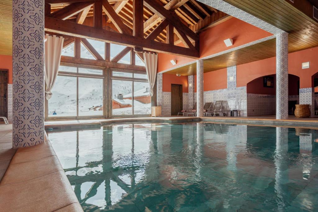 Hôtel Les Suites du Montana by Les Etincelles - 3