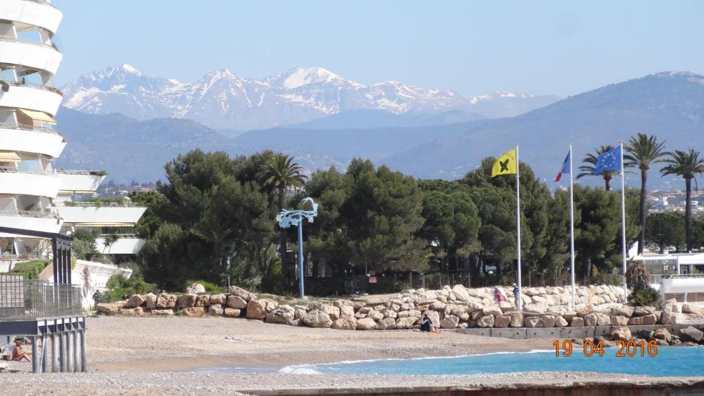 Aperçu Mer Terrasse Parking sécurisé, plage, gare et parc à pied - 3