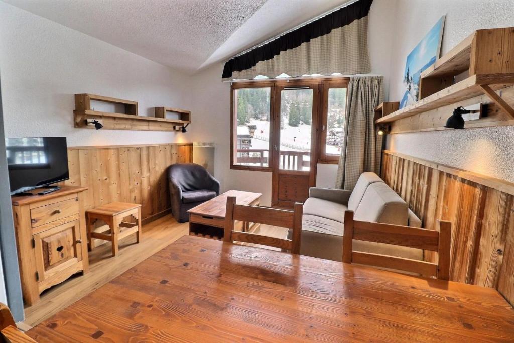 Résidence Grand Bois B - CONFORTABLE 2 PIECES, SKIS AUX PIEDS ET PROCHE DES COMMERCES MAE-3344 - 2