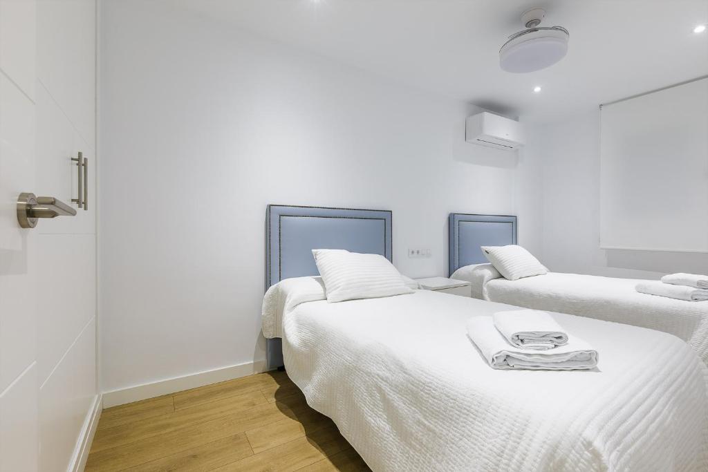 A&N Torre del Mar Grand Seafront Apartment Panoramic - 5