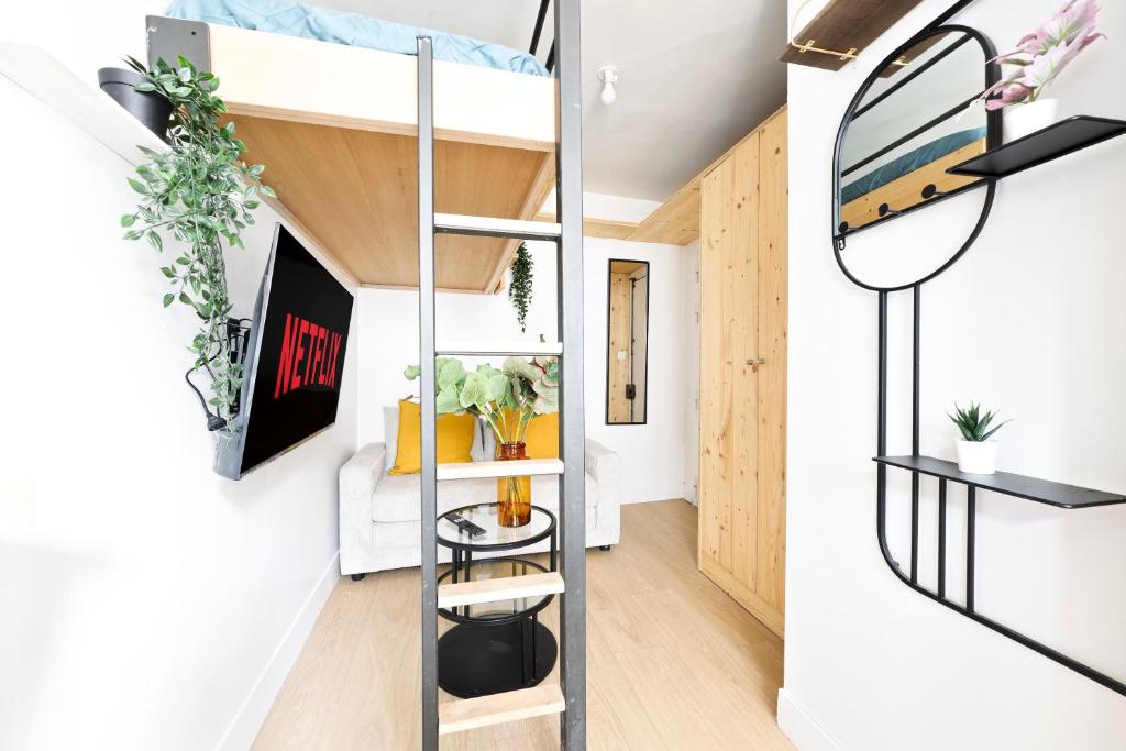 Le Marais Cozy Studio Apartment Free NetFlix - 5