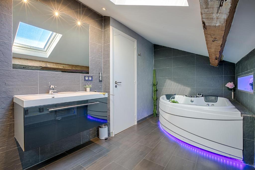 RG Duplex - Sea View - Palais & Croisette - Luxury Stay by LRA Cannes - 3