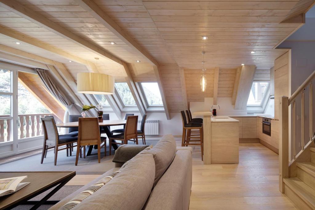 Val de Ruda Luxe 44 by FeelFree Rentals - 4