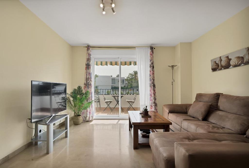 Apartamento con piscina y paddel en Guadalmina Alta - AVIA 2 3 - 4
