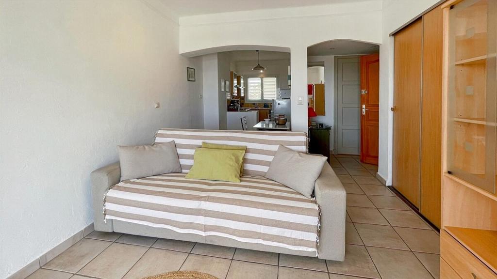 Studio front de mer terrasse wifi et clim - 3