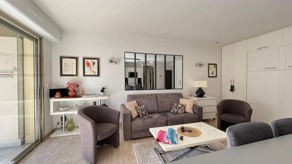 2 Room modern, terrace and Parking - 4