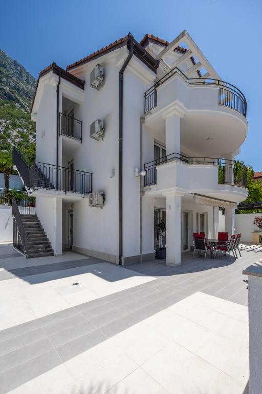 Apartment with private pool Kotor Ljuta 2 - 2