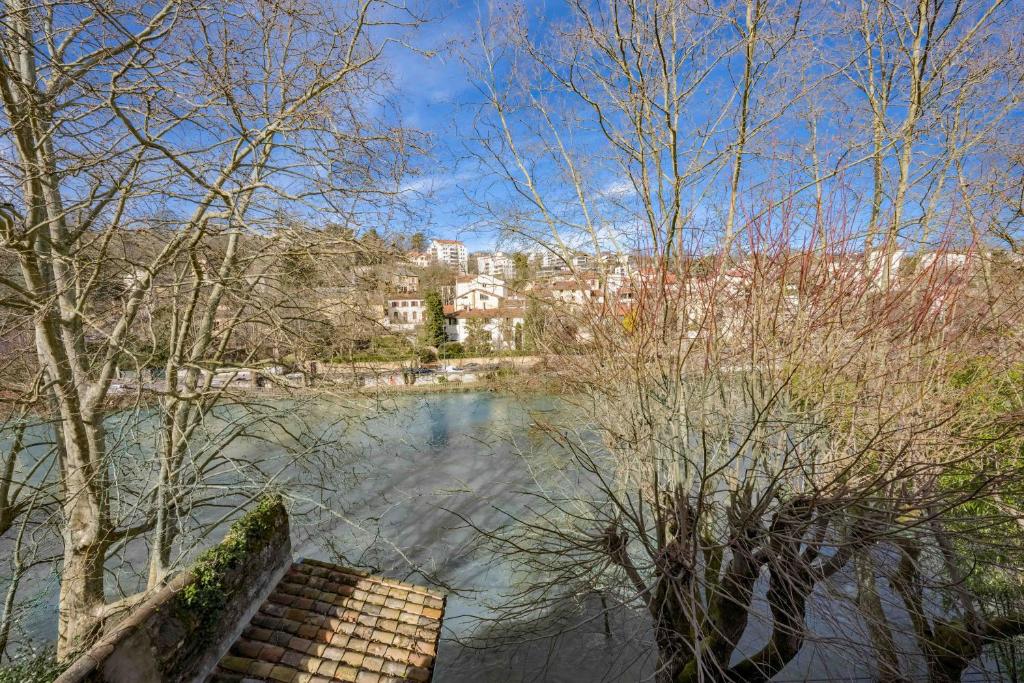 Les Suites de l'Ile Barbe - 2