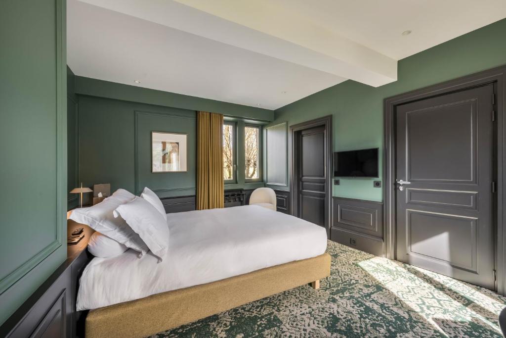 Les Suites de l'Ile Barbe - 4