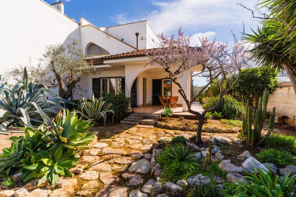 Villa Arneo by BarbarHouse - 1