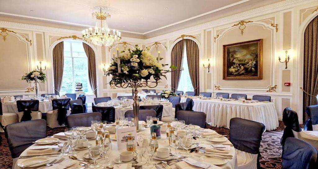 Ringwood Hall Hotel & Spa photo 4