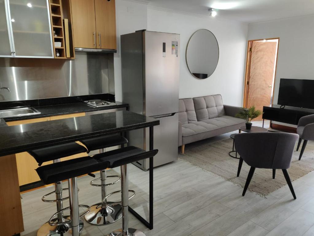 Cozy 2BR Retreat in Las Condes Prime Location - 1