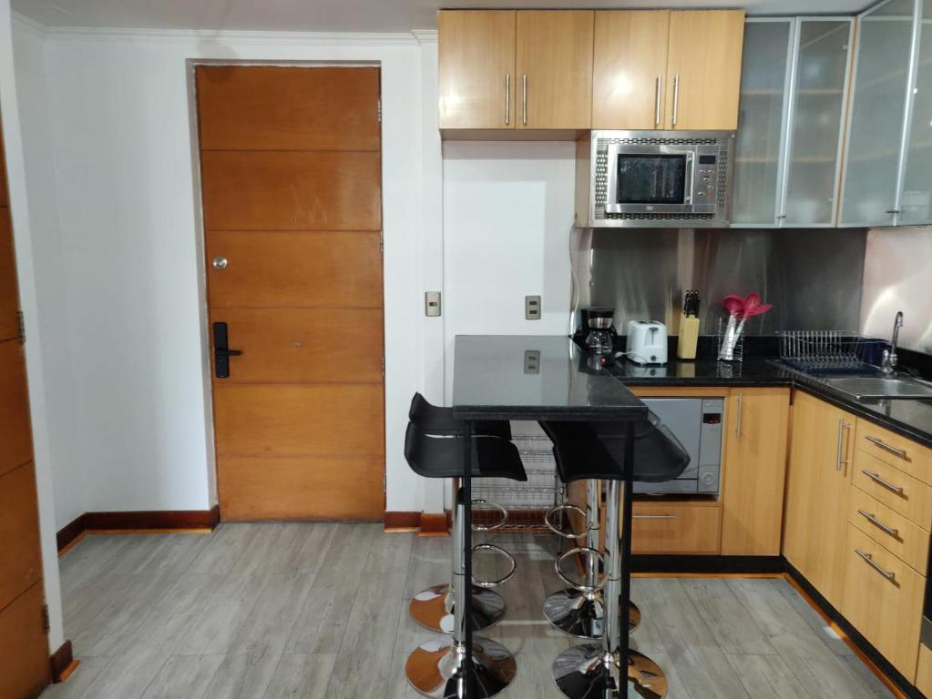 Cozy 2BR Retreat in Las Condes Prime Location - 4