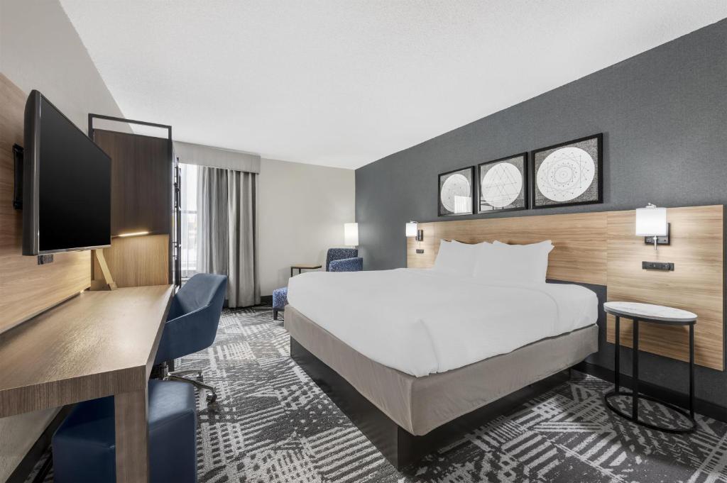 Best Western Plus Indianapolis NW Hotel 客室