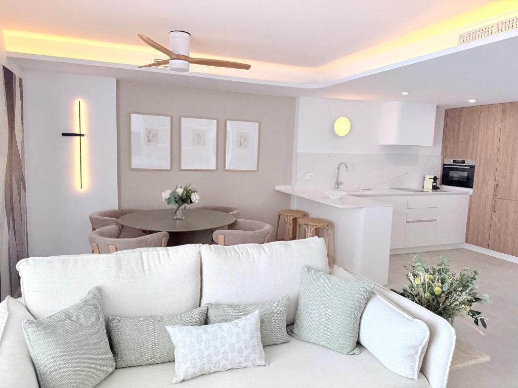 New apartment oceanfront luxury Sinesedesignhomes - 4