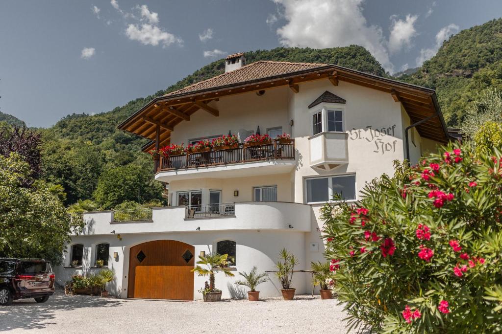 St. Josefhof - 2