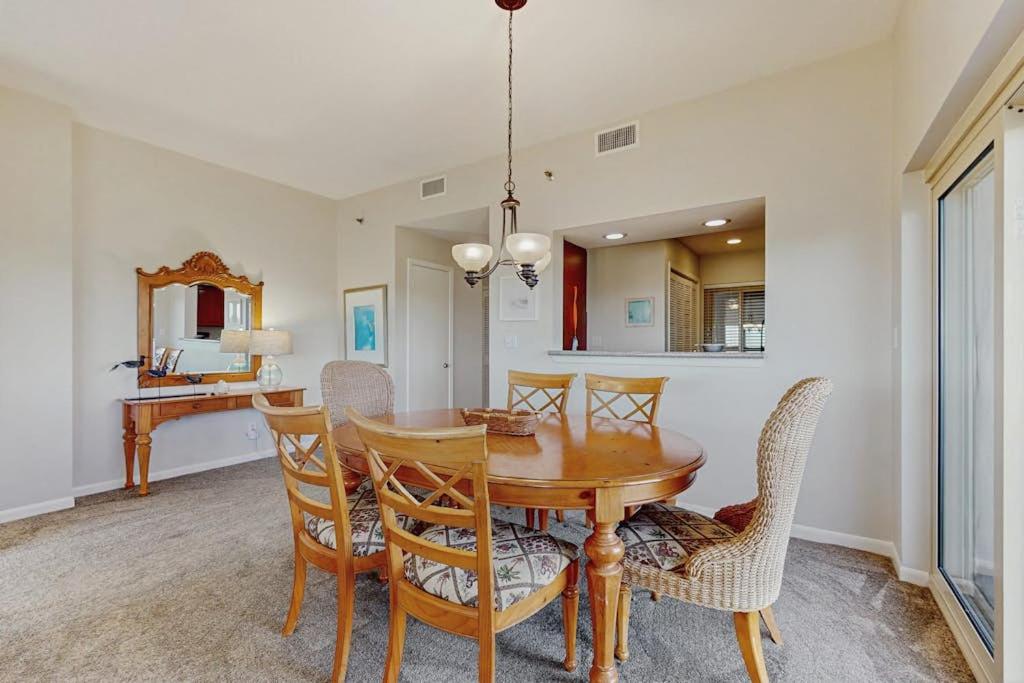 TOPS'L Beach Manor I