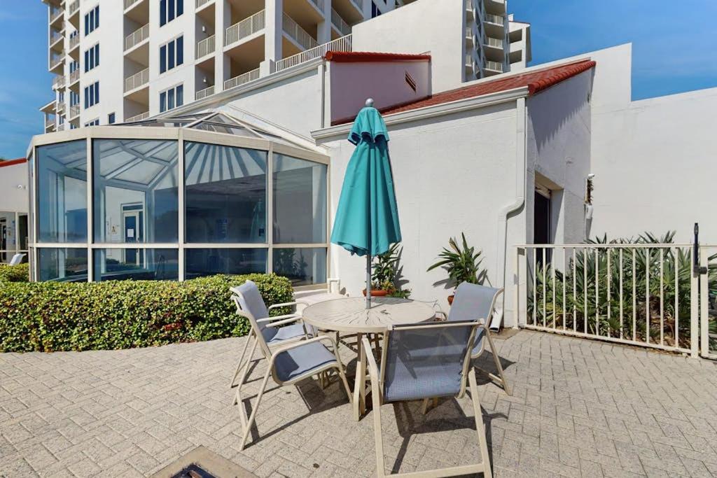TOPS'L Beach Manor I