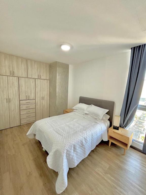 Luxury Apartment in Monterrey Centro with Skyline Views - 2