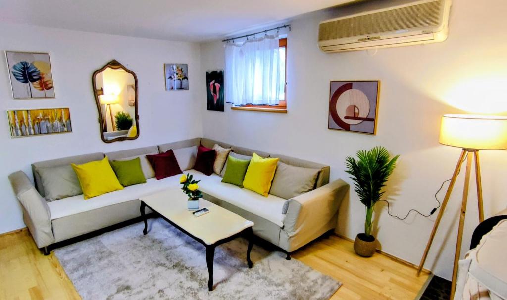 Garden House - 3