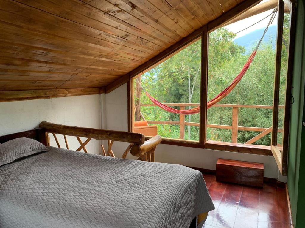 URKU ALLIPACHA Mountain Retreat w/ Organic Garden - 3