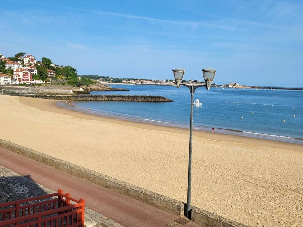 Saint-Jean-de-Luz, appartement T3, 4 couchages, centre historique, WIFI, non-fumeur - FR-1-792-26 - 1