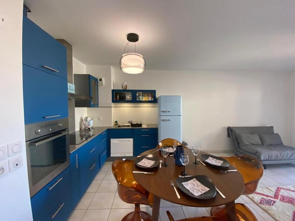 Appartement rénové face plage centrale - 4 pers. - FR-1-413-267 - 1
