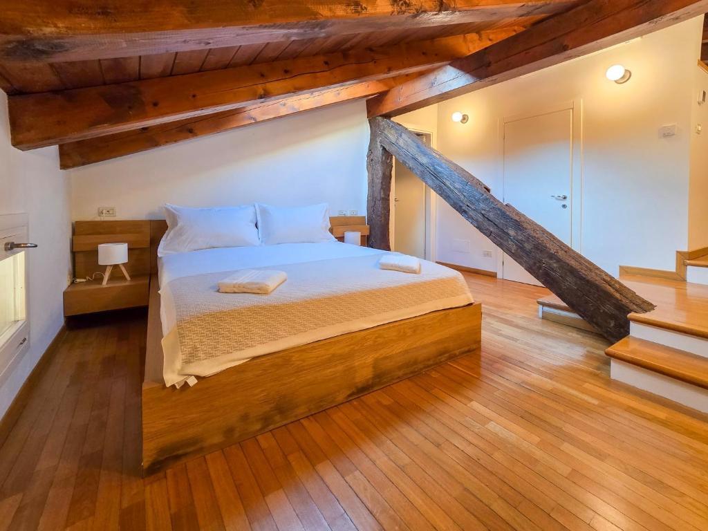 Fantuzzi Palace - Luxury Apartments in a 16th-Century Palace Bologna - 1