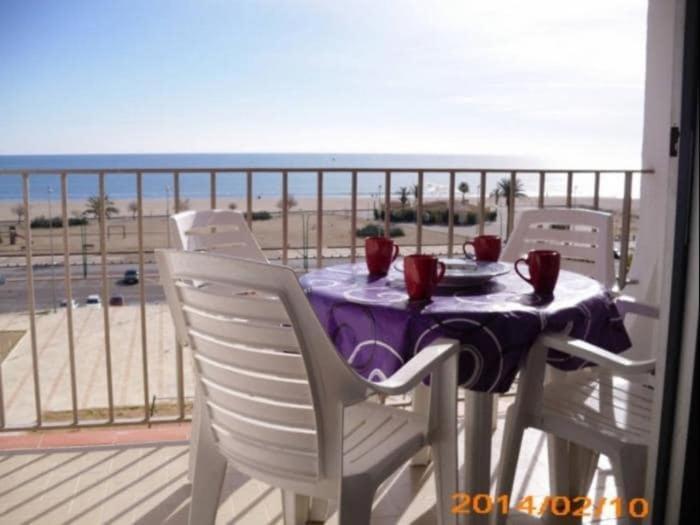Apartment sea front - 1