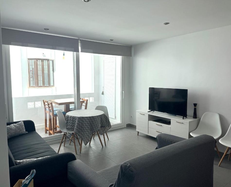 Apartamento en Paseo Marítimo de Barbate con plaza de garaje opcional - 3