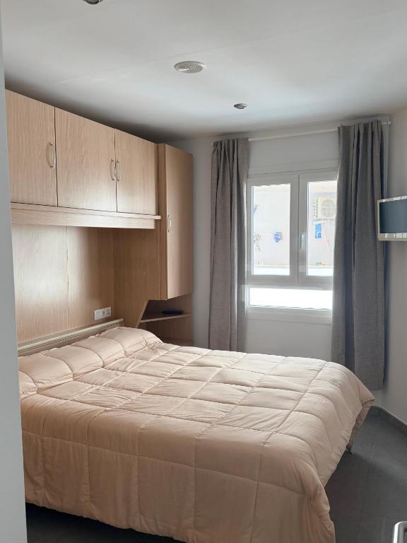 Apartamento en Paseo Marítimo de Barbate con plaza de garaje opcional - 4