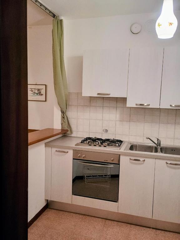 Condominio Miramare 5 - Agenzia Arcobaleno - 2