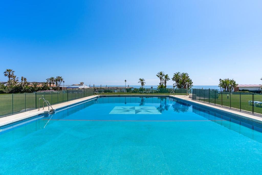 Modern apartment in Cabopino port - 5