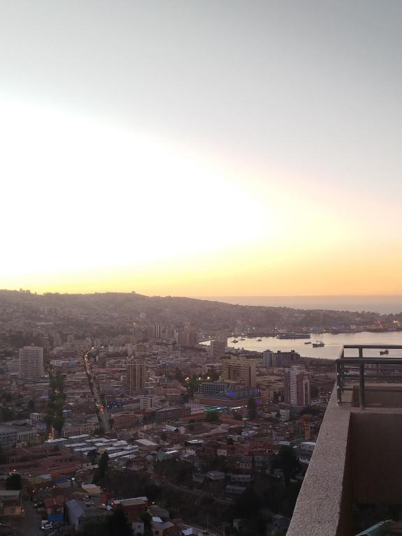 Beautiful apartment overlooking Valparaíso Bay - 2