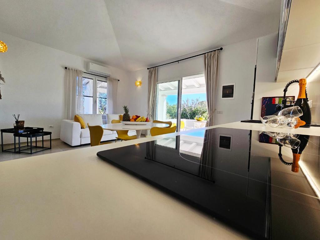 Ambra Beach House - 4